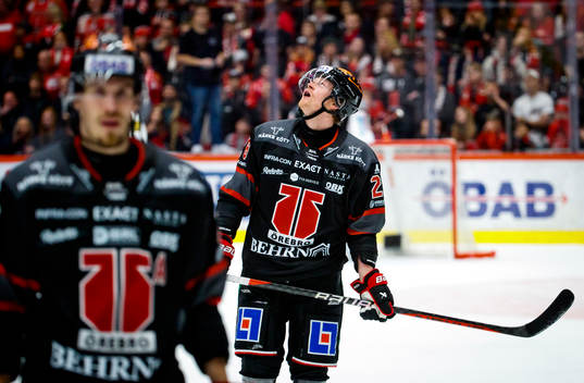 Örebros Linus Arnesson deppar