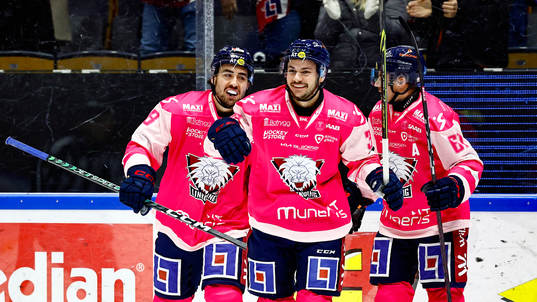 Linköpings Ty Rattie jublar