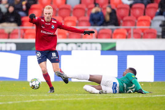 Östers Adam Bergmark Wiberg och Brages Samouil Izountouemoi