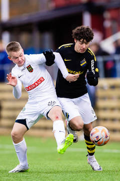 Brommapojkarnas Elis Rasck och AIKs Luka Petrovic