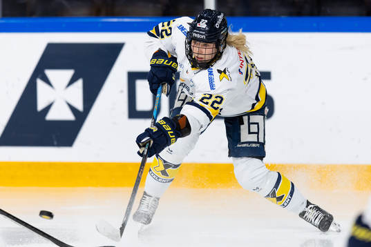 HV71s Suvi Käyhkö