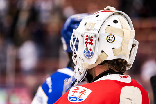 Timrås målvakt Jacob Johansson med hyllning för Adam