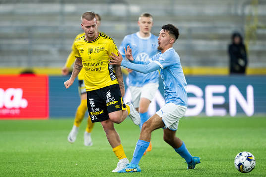 Elfsborgs Viktor Widell och Malmö FFs Alexandru Ghita