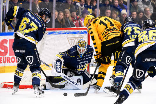 HV71s målvakt Joni Ortio