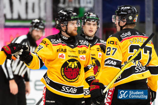 Luleås Brendan Shinnimin jublar