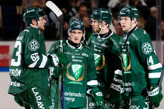 Färjestads Joel Nyström jublar