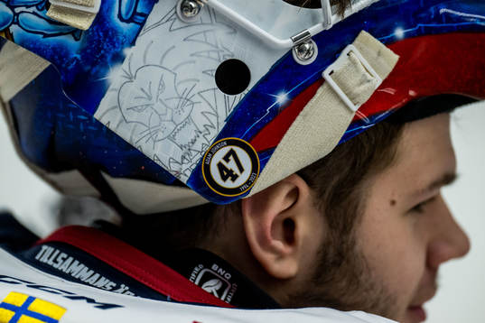 Linköping HCs målvakt Jesper Myrenberg med ett