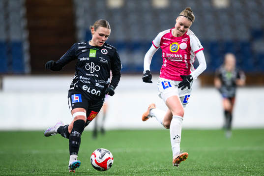 Örebros Maja Bodin och IK Uppsalas Julia Ragnarsson