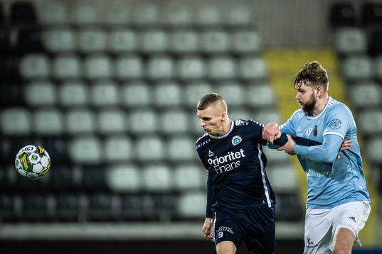 Utsiktens Lucas Hedlund och Gefles Niclas Håkansson