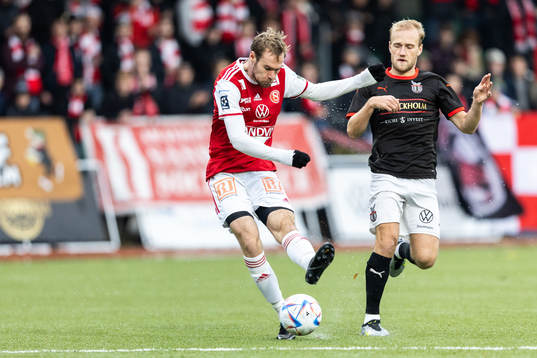 Bla gjennom flere bilder av Fotboll, Ettan norra, herr, FC Stockholm - Sandviken