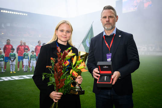 Helsingborgs Agnes Eklöf och ordförande Fredrik Karlsson