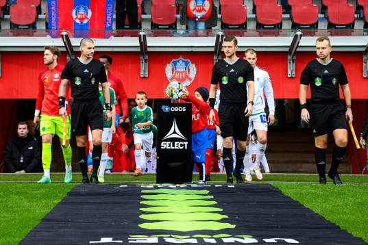 Assisterande domare Mirza Rovcanin, Domare Erik Mattsson