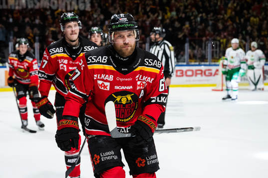 Luleås Linus Omark jublar