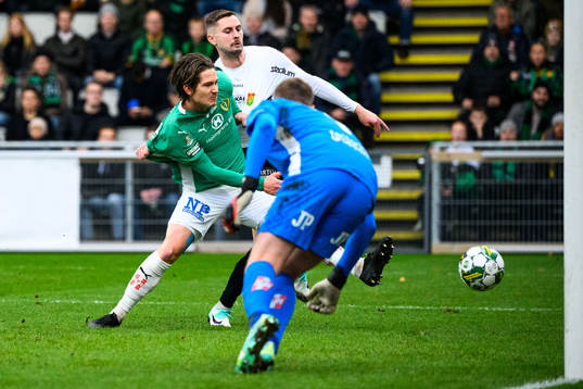 Jönköpings Södras Robin Book och GAISs Axel Norén vid