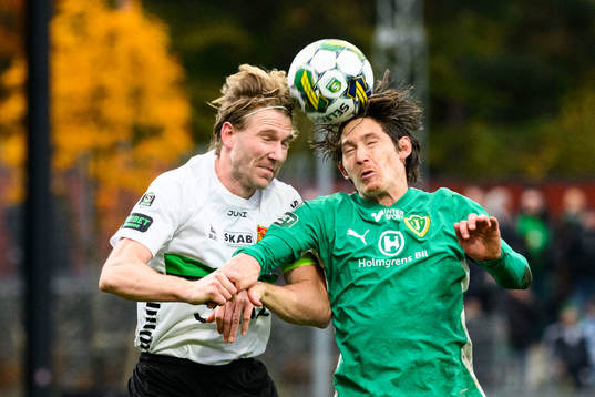 GAISs Dino Salihovic och Jönköpings Södras Robin Book