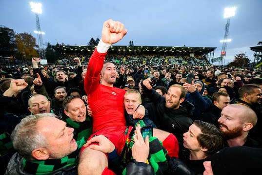 Bla gjennom flere bilder av Fotboll, Superettan, Jönköpings Södra - GAIS