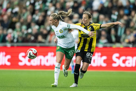 Hammarbys Ellen Wangerheim och Häckens Aivi Luik