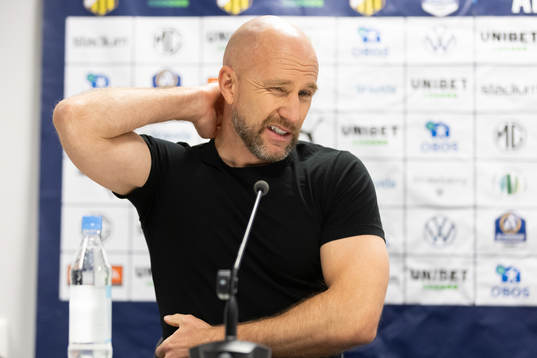 Malmö FFs tränare Henrik Rydström på presskonferensen