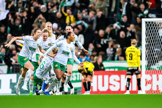 Hammarbys Madelen Janogy jublar