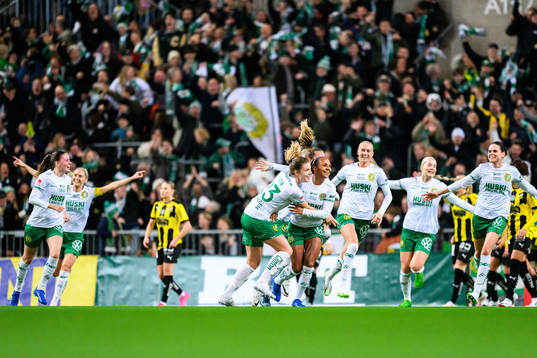 Hammarbys Madelen Janogy jublar