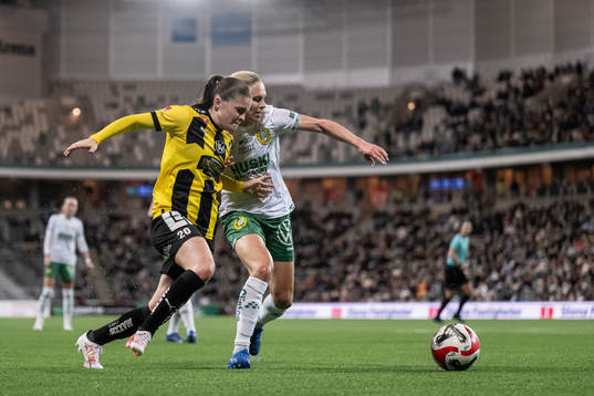Häckens Hanna Wijk och Hammarbys Jonna Andersson