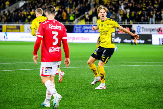 Elfsborgs Noah Söderberg jublar efter 2-2