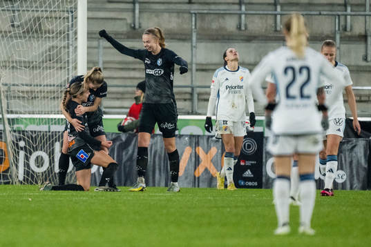 Växjö DFFs Larkin Russel jublar