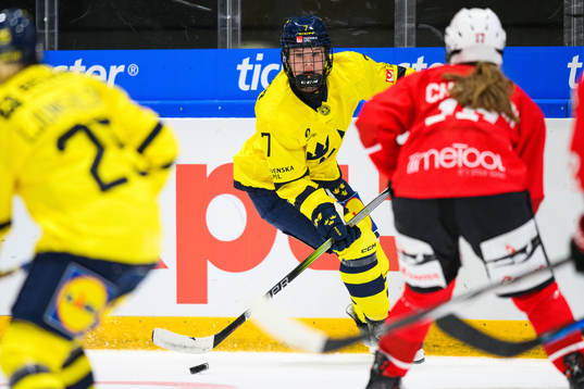 Mira Jungåker of Sweden
