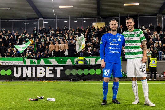 Västerås SKs målvakt Daniel Svensson och Filip Tronet