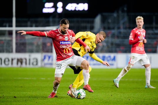 Degerfors Abdelkarim Mammar Chaouche och Mjällbys David