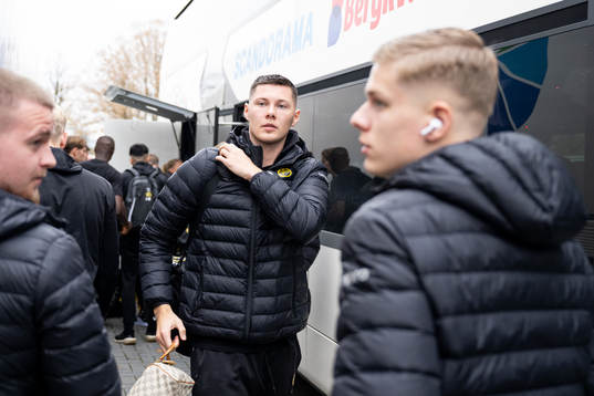 Elfsborgs Hakon Rafn Valdimarsson anländer till arenan
