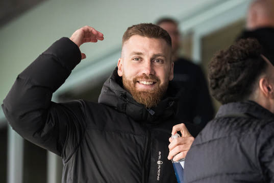 Rasmus Bengtsson på läktarplats