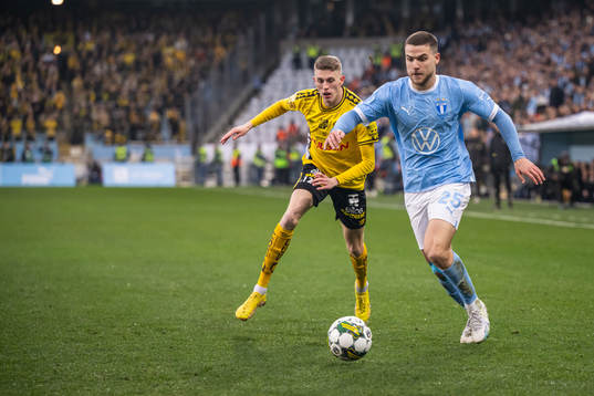 Elfsborgs Alexander Bernhardsson och Malmö FFs Gabriel