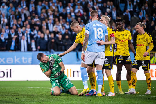 Elfsborgs målvakt Hakon Valdimarsson har ont