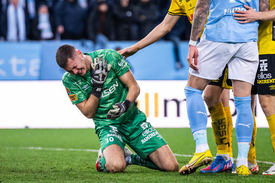 Elfsborgs målvakt Hakon Valdimarsson har ont