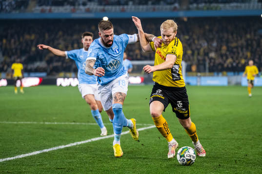 Malmö FFs Pontus Jansson och Elfsborgs Sveinn Guðjohnsen