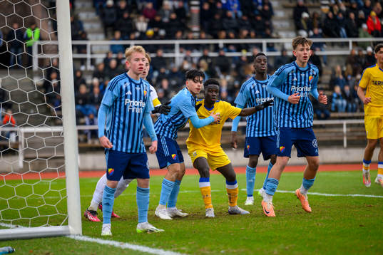 Djurgårdens Lukas Briceño De La Fuente och IFK Göteborgs Assolo Mohamed