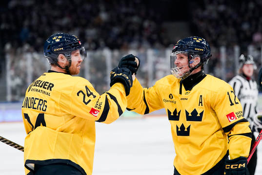 Oscar Lindberg and Max Friberg of Sweden celebrate