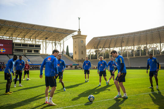 Ken Sema, Jens Cajuste, Kristoffer Olsson, Robin Quaison, Samuel Gustafson, Emil Forsberg, Emil Krafth, Victor Nilsson Lindelöf and Isak Hien of the Swedish national football team