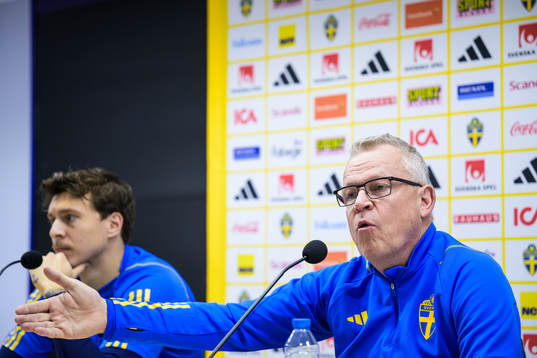 Bla gjennom flere bilder av Football, UEFA Euro Qualifier, Sweden, press conference