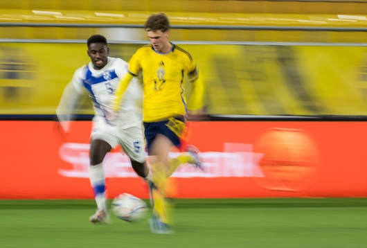 Tony Miettinen of Finland and Williot Swedberg of Sweden