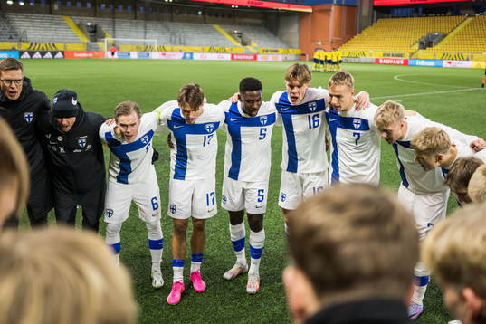 Santeri Väänänen, Juho Talvitie, Tony Miettinen, Niklas Pyyhtiä and Topi Keskinen of Finland before the international friendly under-21 football match between Sweden and Finland