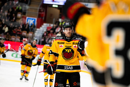 Luleås Oscar Eklind jublar