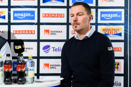 HV71s  assisterande tränare Per Gustafsson