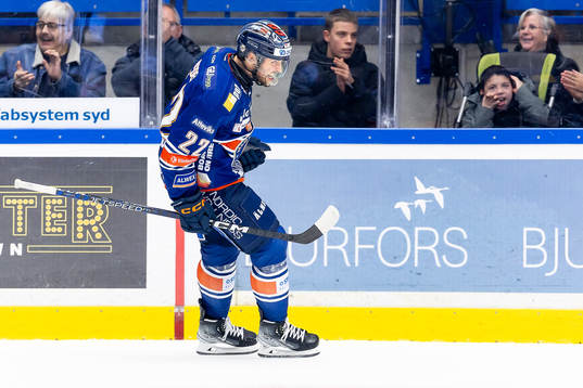 Växjös Tobias Rieder jublar