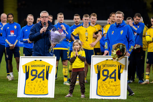 Head coach Janne Andersson and Assistant coach Peter Wettergren of Sweden