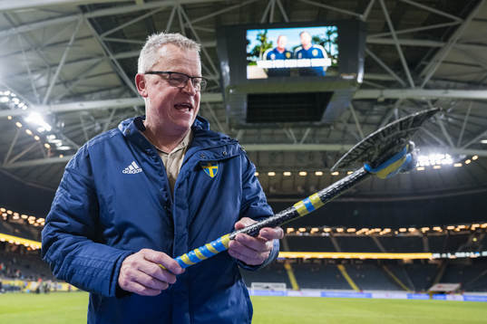 Head coach Janne Andersson  of Sweden