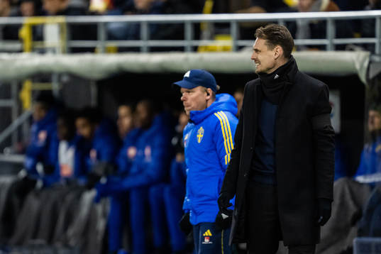 Assistant coach Viktor Eriksson and head coach Daniel