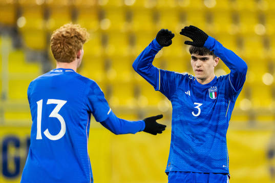 Italiens Christian Corradi och Davide Bartesaghi jublar