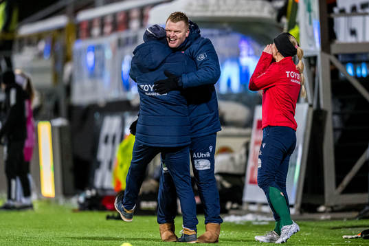 John Arne Riise, head coach of Avaldsnes, celebrates